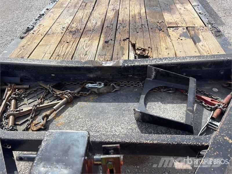 Felling 12000 lb 18 ft T/A Equipment Trailer Oprijwagen