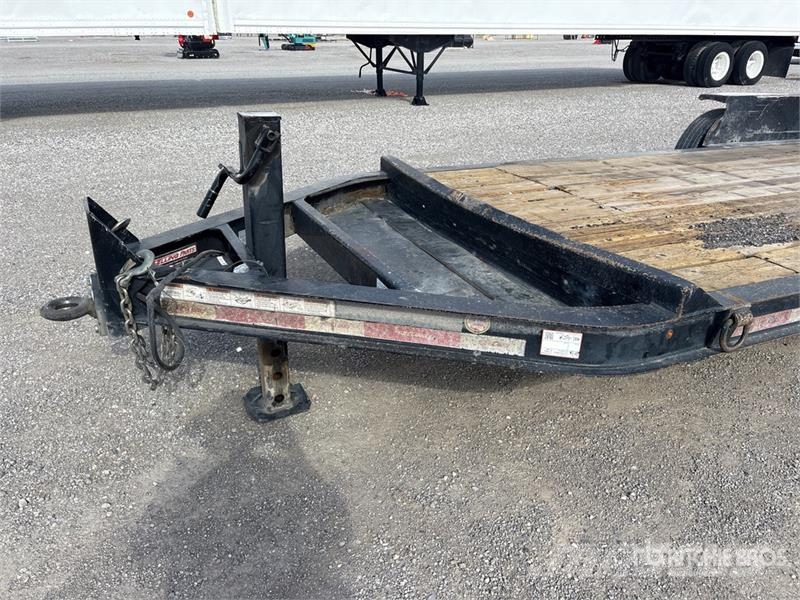 Felling 14000 lb 18 ft T/A Equipment Trailer Car carrier