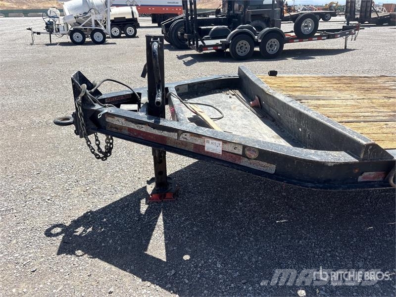 Felling 18 ft T/A Equipment Trailer مقطورات مركبات نقل