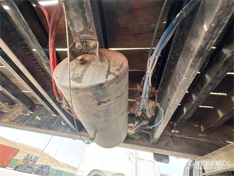 Felling 24000 lb 22 ft T/A Equipment Trailer مقطورات مركبات نقل