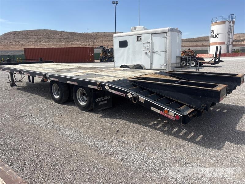 Felling 24000 lb 22 ft T/A Equipment Trailer مقطورات مركبات نقل