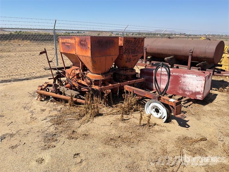 Fertilizer Spreader Gjødselspredere Flytende-form