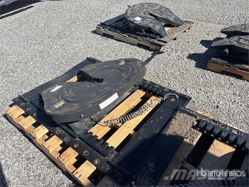Fifth Wheel Other components