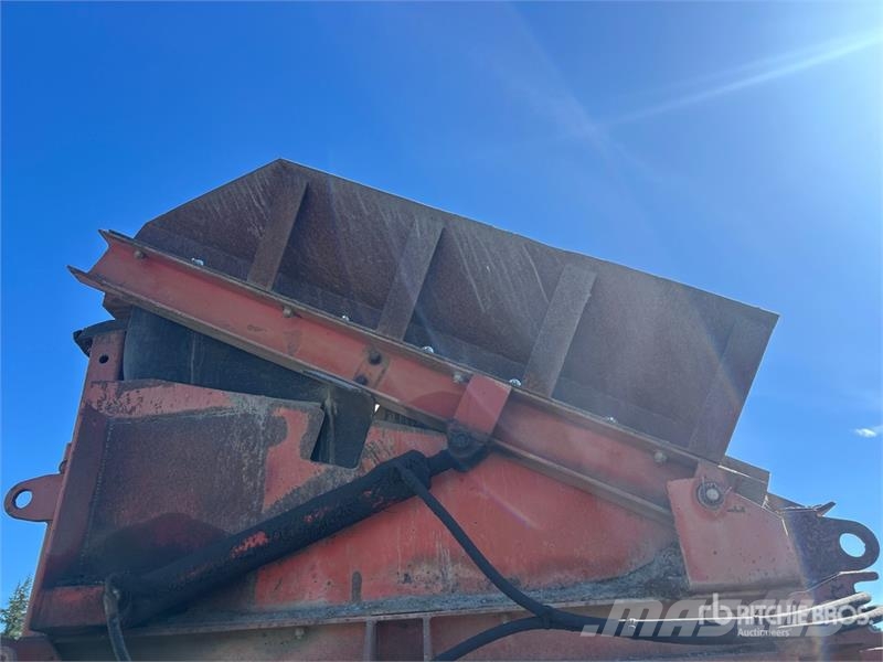 Finlay 683 Tracked Screen Plant Sieti