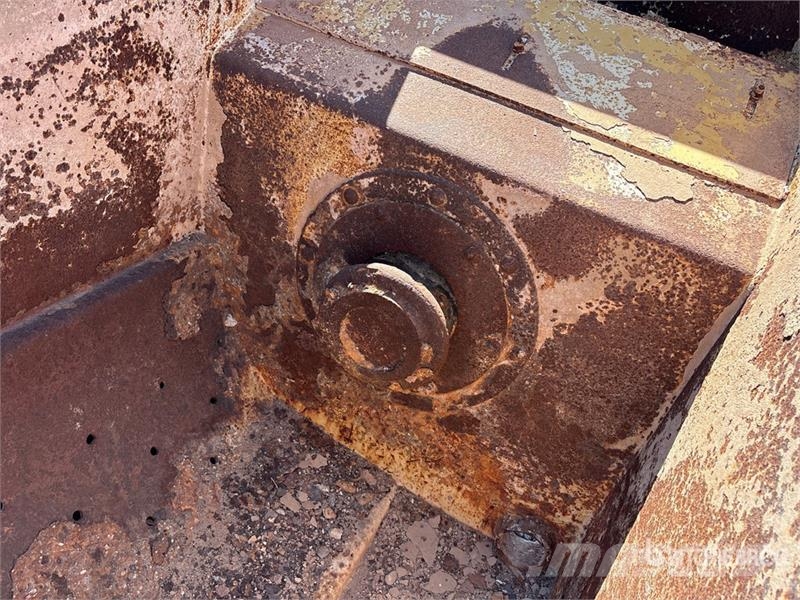 Fisher Industries Electric 36x18 Sand Screw Coarse Washer 건설 장비 - 기타