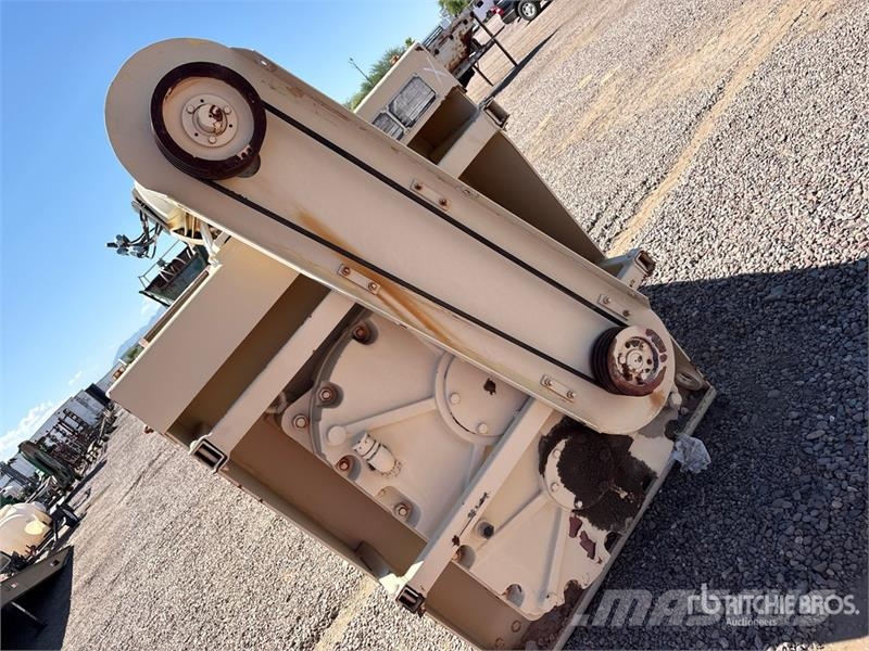 Fisher Industries Electric 36x18 Sand Screw Coarse Washer 건설 장비 - 기타