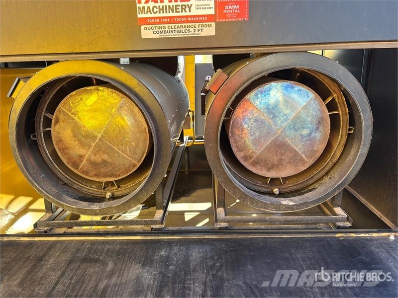 Flagro FVO-1100TR 390000 BTU Space Heater Equipos de fundido