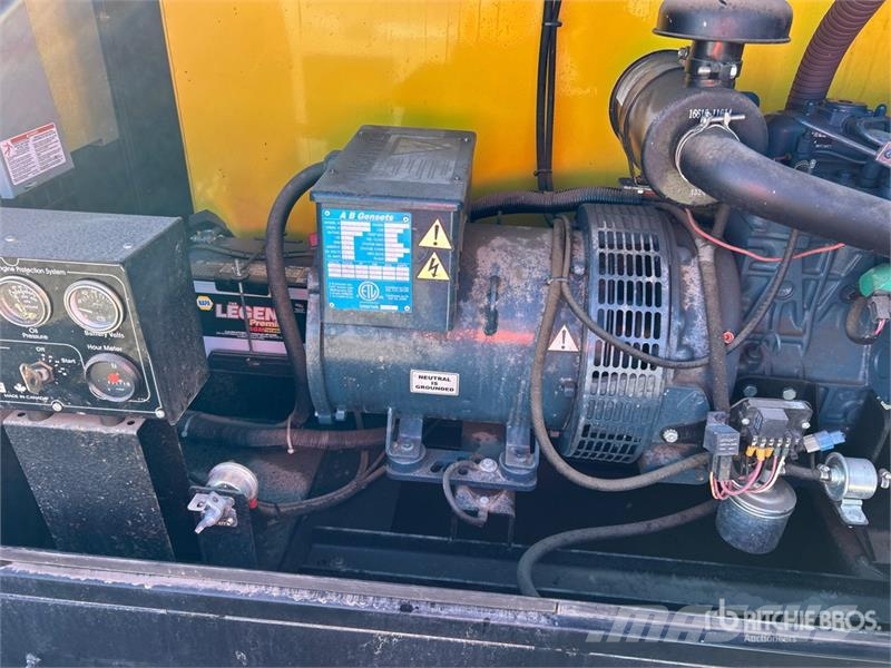 Flagro FVO-1100TR 390000 BTU Space Heater Equipos de fundido