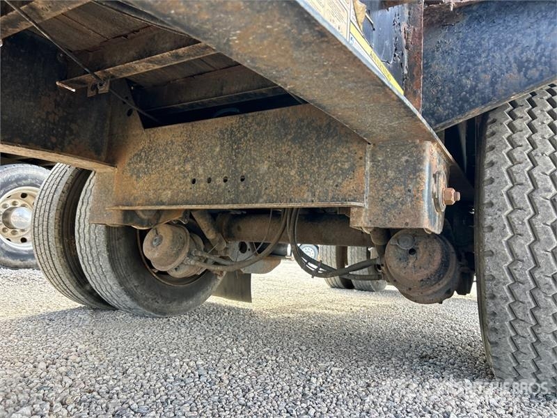 Fontaine 48 ft T/A Spread Axle Step Deck Trailer Low loaders