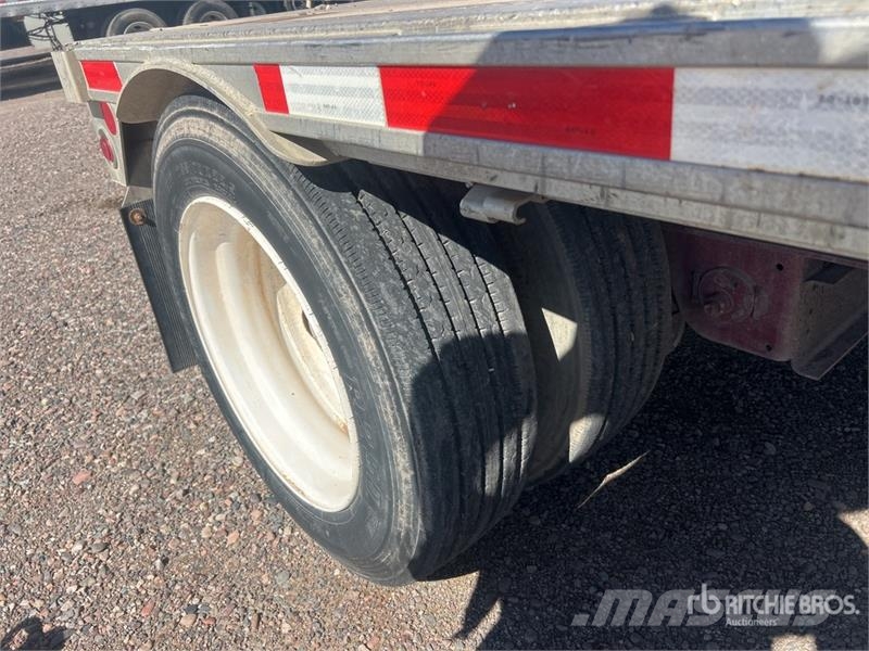 Fontaine HCICD12WSA 48 ft T/A Spread Axle Step Deck Trailer Low loaders
