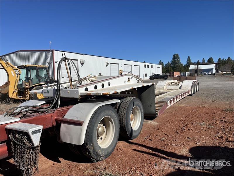 Fontaine Tri/A Removable Gooseneck Lowboy Trailer Nizki nakladalci
