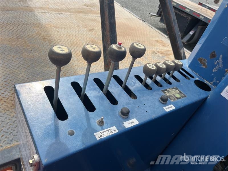 Ford 1770C 34000 lb Straight Boom on Ford F-750 4x2 Boo Camiones grúa