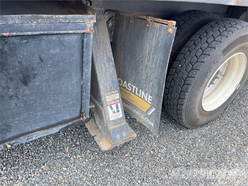 Ford 1770C 34000 lb Straight Boom on Ford F-750 4x2 Boo Camiones grúa