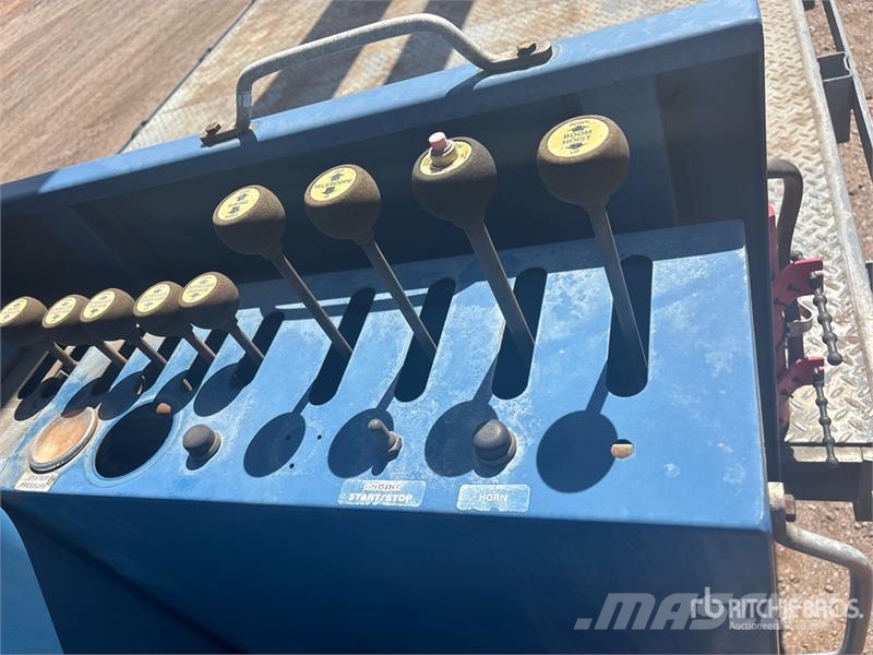 Ford 1770C Straight Boom on Ford F-750 XL 4x2 Boom Truc Camiones grúa