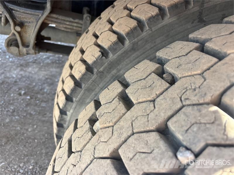 Ford 1770C Straight Boom on Ford F-750 XL 4x2 Boom Truc Camiones grúa