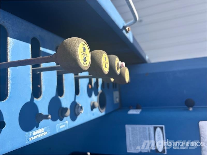 Ford 1770C Straight Boom on Ford F-750 XL 4x2 Boom Truc Camiones grúa