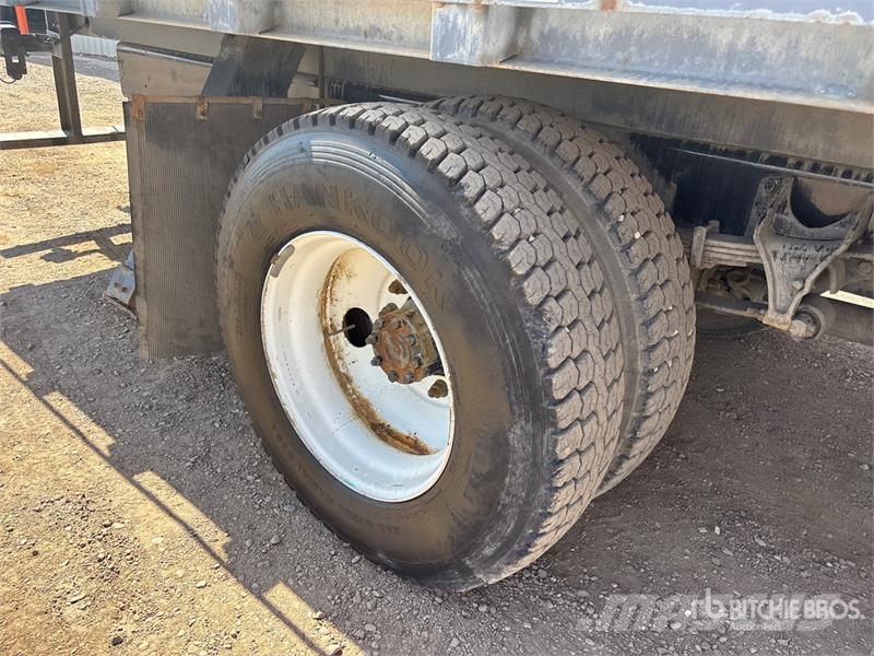 Ford 1770C Straight Boom on Ford F-750 XL 4x2 Boom Truc Camiones grúa