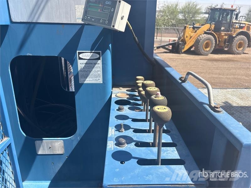 Ford 1770C Straight Boom on Ford F-750 XL 4x2 Boom Truc Camiones grúa
