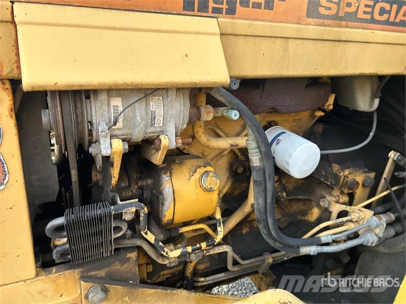 Ford 6610 Mower Tractor (Inoperable) Trattori compatti