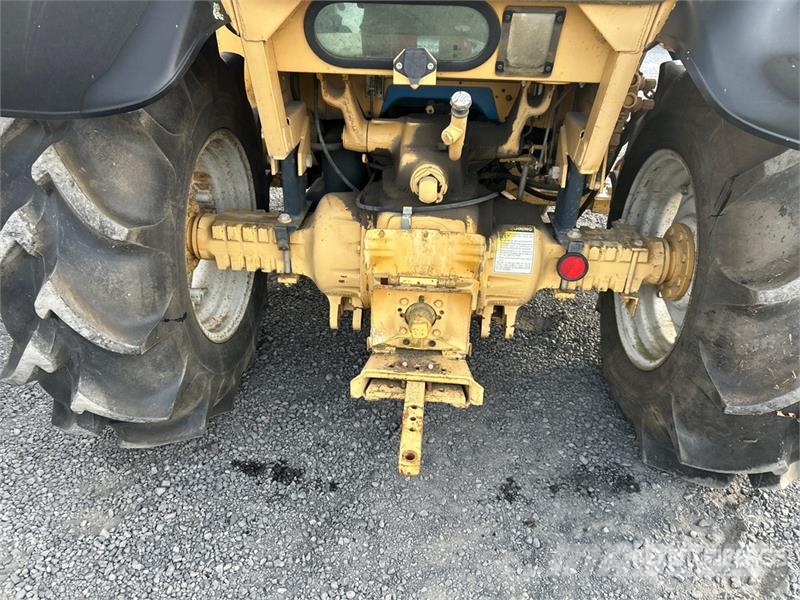 Ford 6610 Mower Tractor (Inoperable) Trattori compatti
