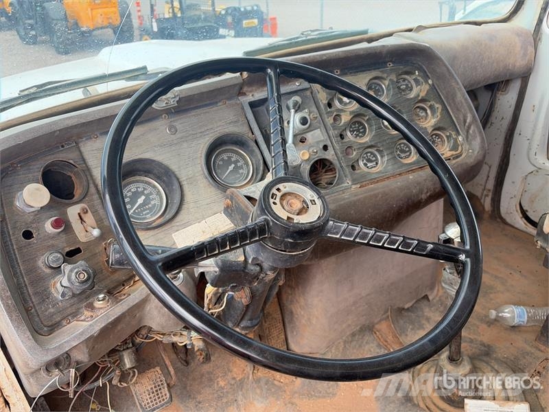 Ford 6x4 Water Truck Cisterny na vodu