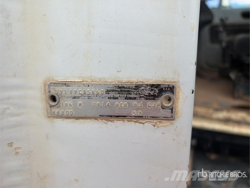 Ford 6x4 Water Truck Cisterny na vodu