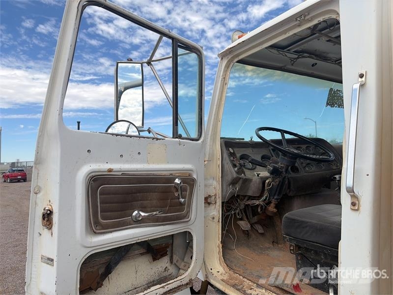 Ford 6x4 Water Truck Cisterny na vodu