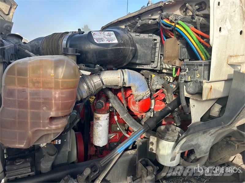 Ford A40P 40 ft on Ford F-750 XL 4x2 Cable Placer Bucke Auto korvtõstukid