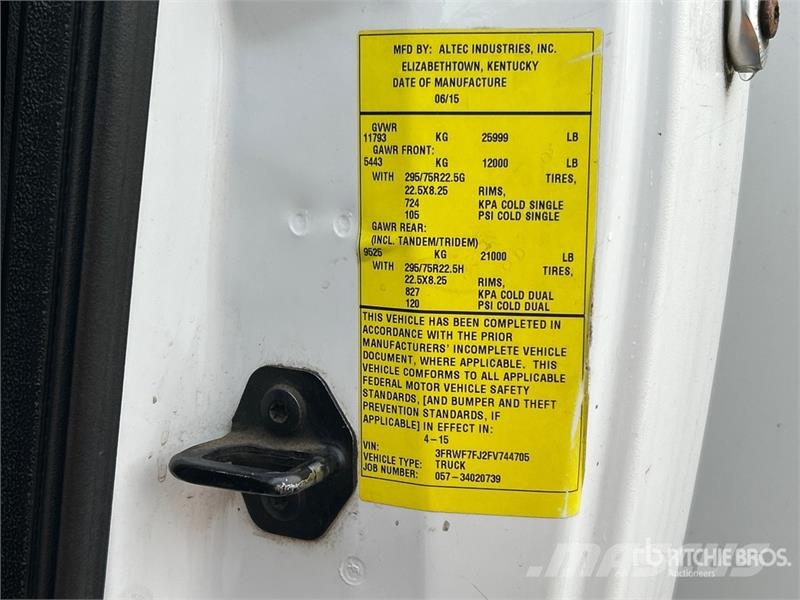 Ford A40P 40 ft on Ford F-750 XL 4x2 Cable Placer Bucke LKW-Arbeitsbühnen