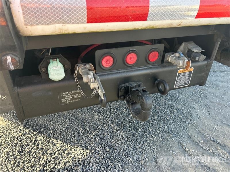 Ford A40P 40 ft on Ford F-750 XL 4x2 Cable Placer Bucke Auto korvtõstukid