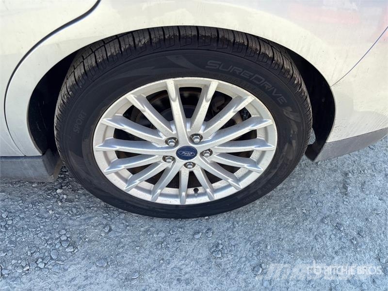 Ford C-Max SE Hybrid Automobile 자동차