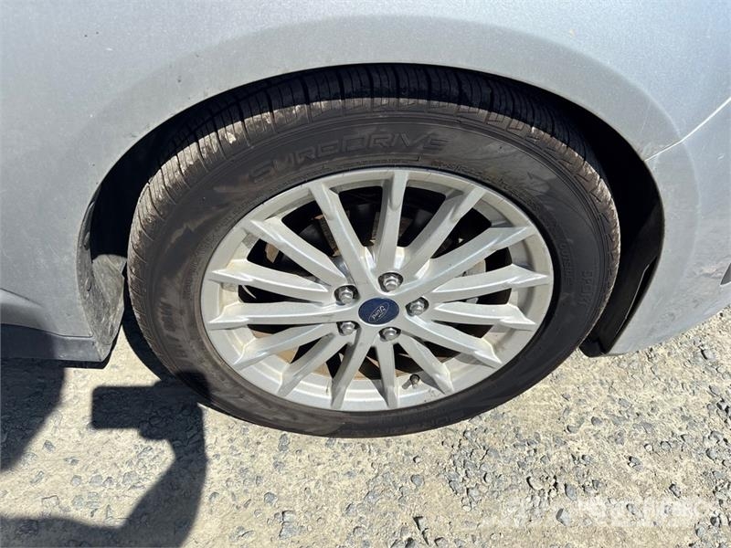 Ford C-Max SE Hybrid Automobile 자동차