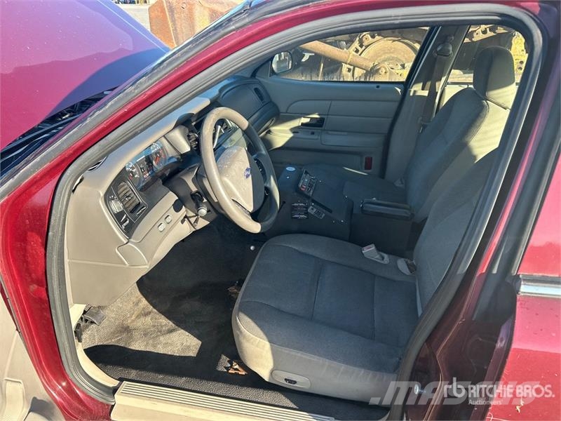 Ford Crown Victoria Voiture