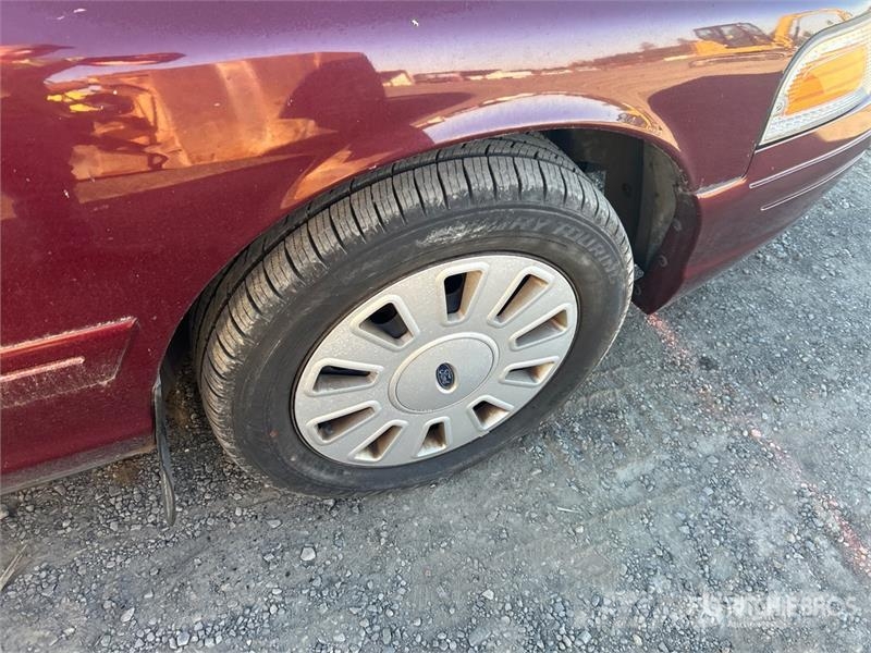 Ford Crown Victoria Voiture