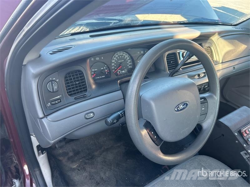Ford Crown Victoria Voiture