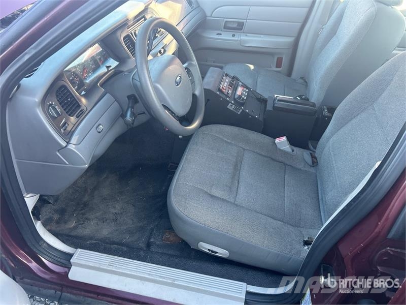 Ford Crown Victoria Voiture