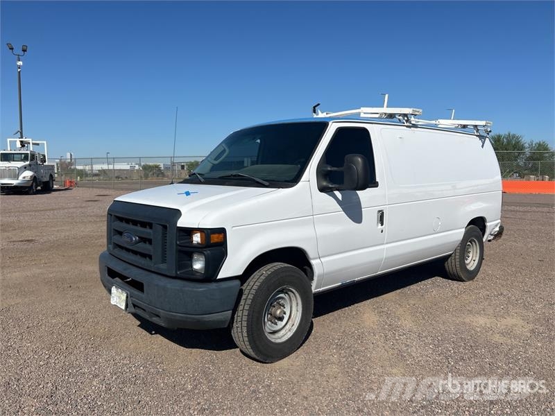 Ford E-150 Dostavna vozila / kombiji