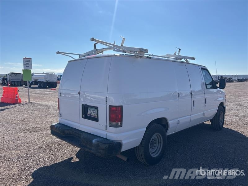 Ford E-150 Dostavna vozila / kombiji