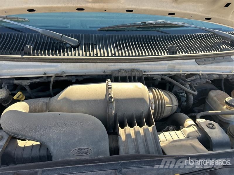 Ford E-150 Dostavna vozila / kombiji