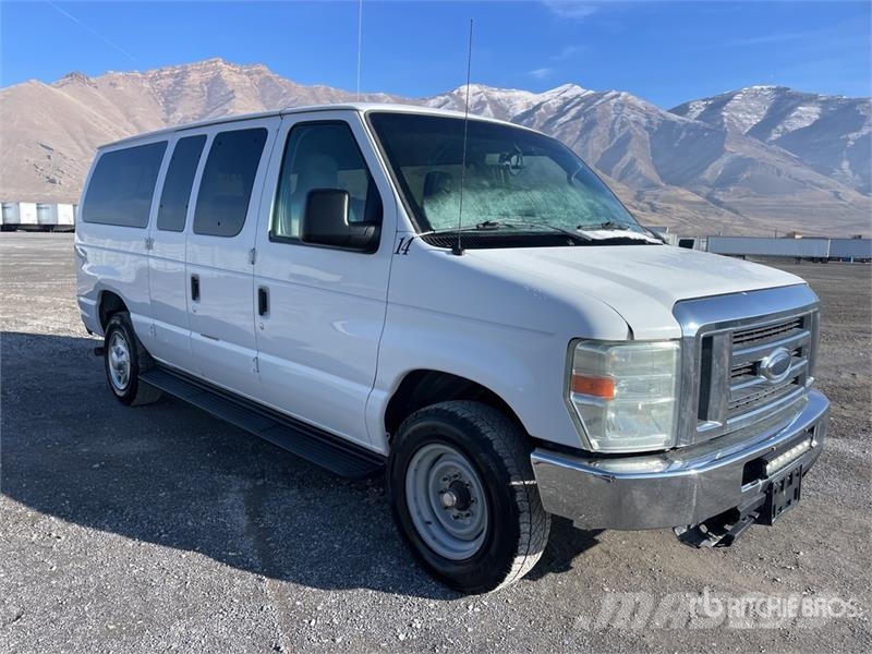 Ford E-350 11 Passenger Van Krovininiai furgonai