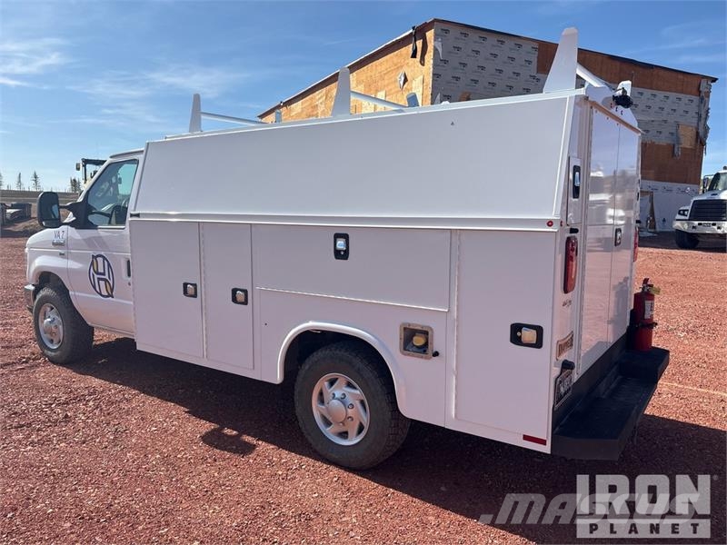 Ford E-350 4x2 Utility Truck Prekucniki