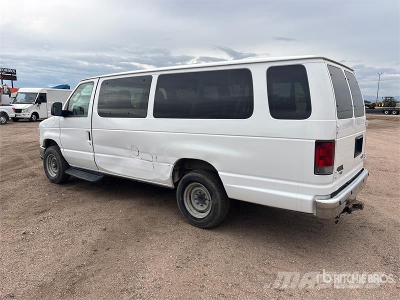 Ford E-350 Passenger Van 패널 화물차