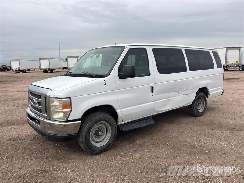 Ford E-350 Passenger Van 패널 화물차