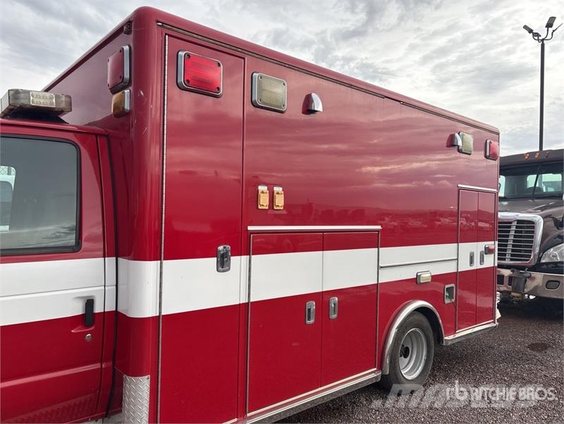 Ford E-450 4x2 Ambulance Mentőautók