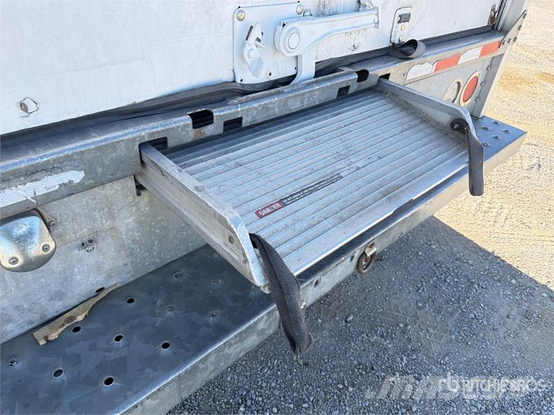Ford E-450 4x2 Moving Van Truck Kapali kasa kamyonlar