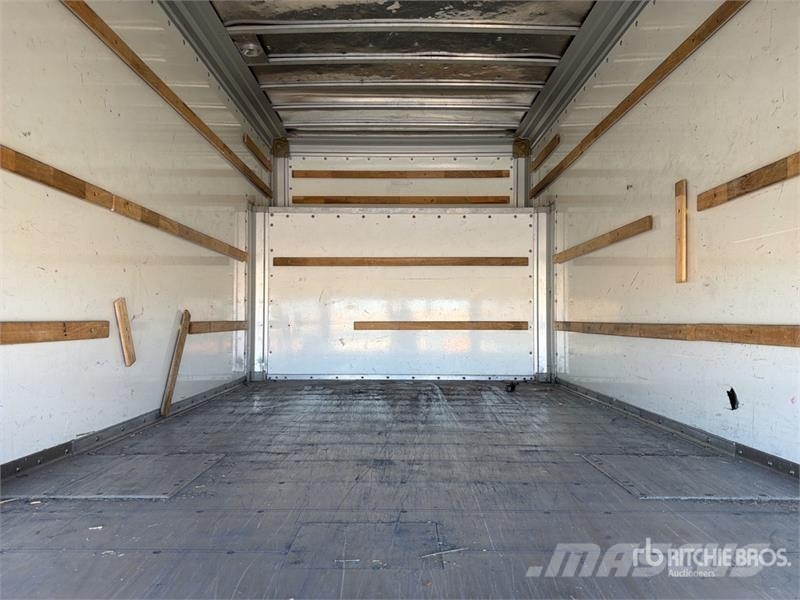 Ford E-450 4x2 Moving Van Truck Kapali kasa kamyonlar