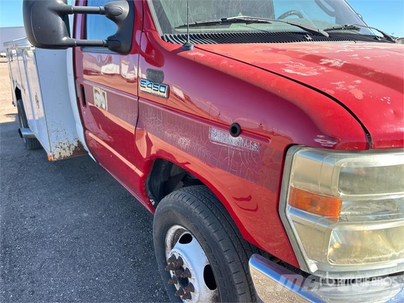 Ford E-450 4x2 Service Truck Kommunalt / generelt kjøretøy