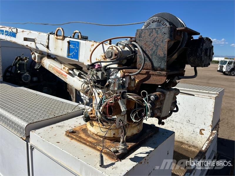 Ford E-450 4x2 Service Truck Kommunalt / generelt kjøretøy
