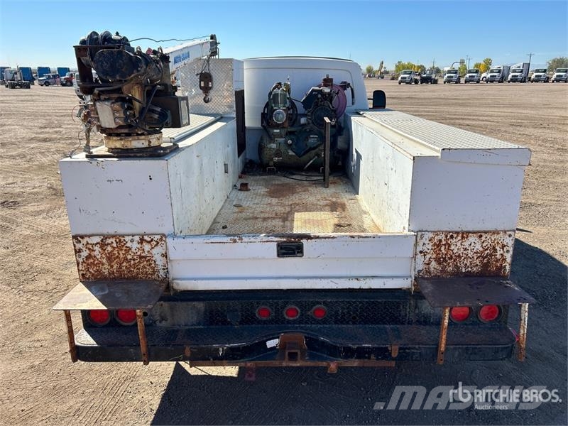 Ford E-450 4x2 Service Truck Kommunalt / generelt kjøretøy