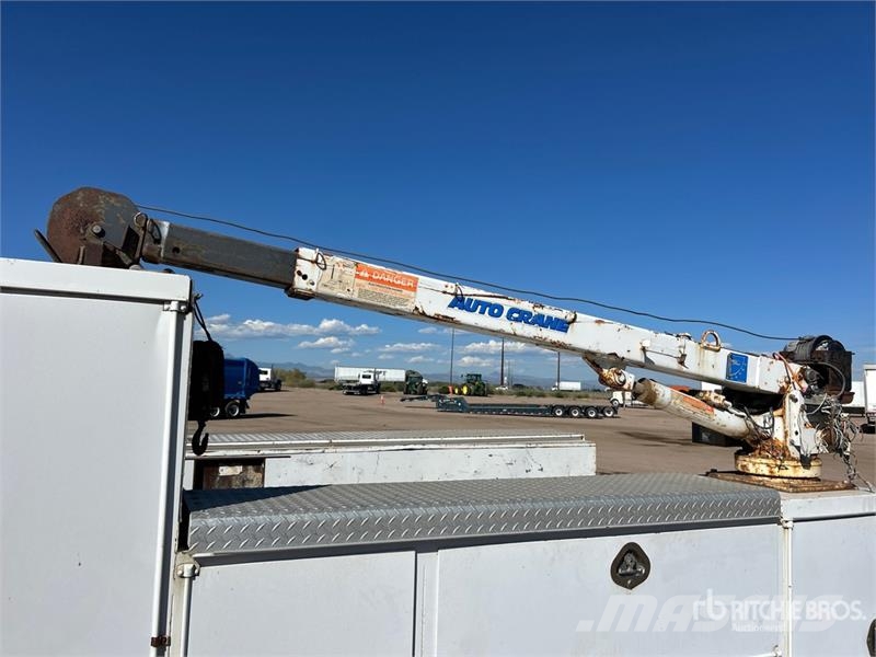 Ford E-450 4x2 Service Truck Kommunalt / generelt kjøretøy